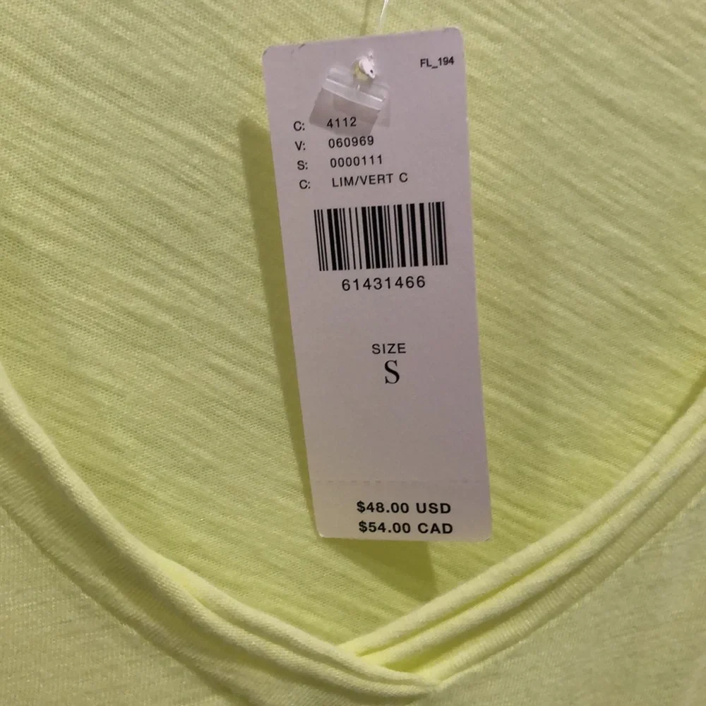 NWT Anthropologie t.la Lim/ Vert Classic V-Neck T-Shirt Size Small - Picture 3 of 12